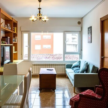 Piso En Robaleira 公寓